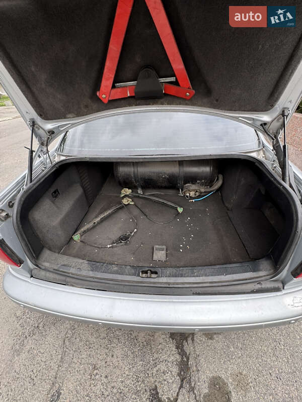 Седан Audi A8 1998 в Белой Церкви