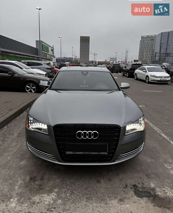 Седан Audi A8 2013 в Киеве