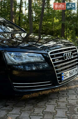 Седан Audi A8 2012 в 