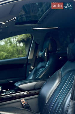 Седан Audi A8 2012 в 