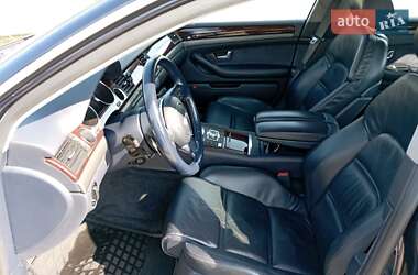 Седан Audi A8 2004 в 