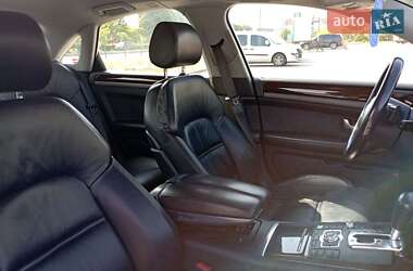 Седан Audi A8 2004 в 