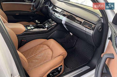 Седан Audi A8 2014 в 