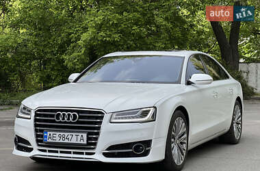 Седан Audi A8 2014 в 