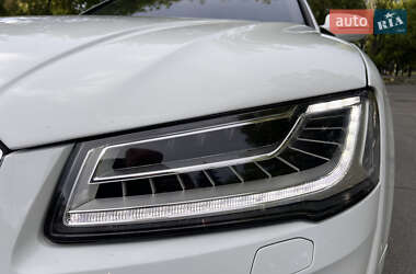 Седан Audi A8 2014 в 