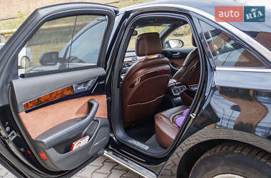 Седан Audi A8 2016 в 