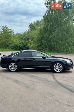 Седан Audi A8 2013 в 