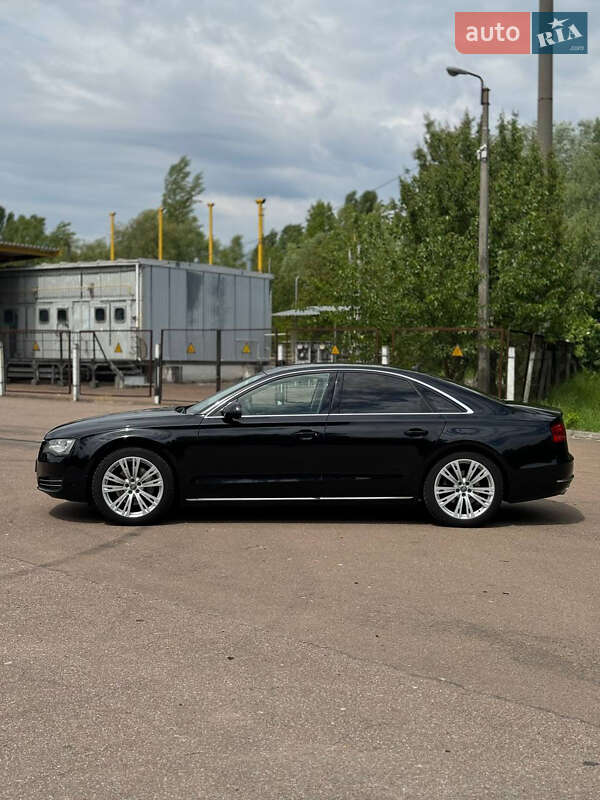 Седан Audi A8 2013 в Киеве
