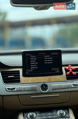 Седан Audi A8 2013 в 