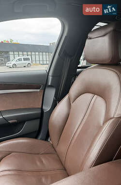 Седан Audi A8 2013 в 
