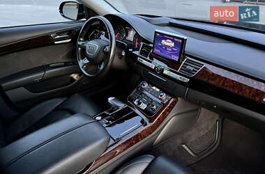 Седан Audi A8 2014 в 