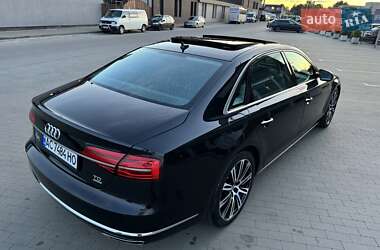 Седан Audi A8 2014 в 