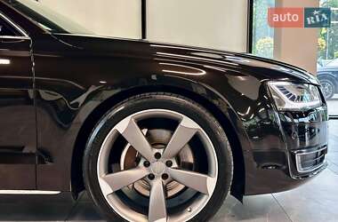 Седан Audi A8 2013 в 