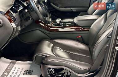 Седан Audi A8 2013 в 