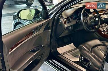 Седан Audi A8 2013 в 