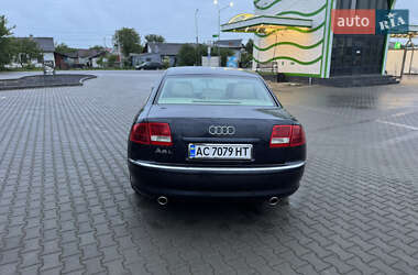 Седан Audi A8 2004 в 