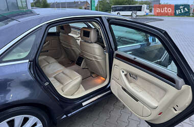 Седан Audi A8 2004 в 