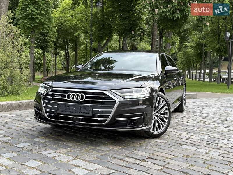 Седан Audi A8 2021 в Киеве