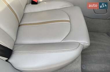 Седан Audi A8 2013 в 