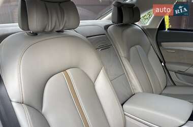 Седан Audi A8 2013 в 