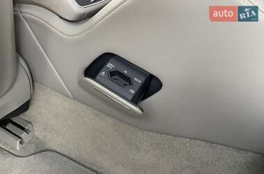 Седан Audi A8 2013 в 