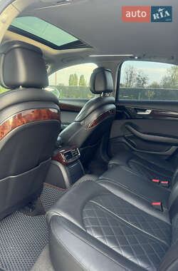 Седан Audi A8 2012 в 