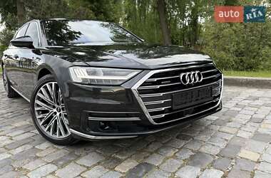 Седан Audi A8 2021 в 