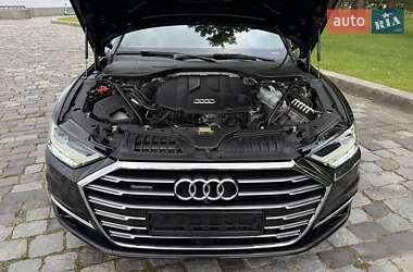 Седан Audi A8 2021 в 