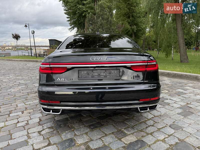 Седан Audi A8 2021 в Киеве