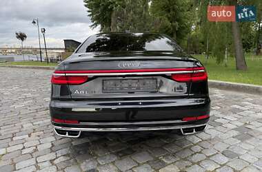 Седан Audi A8 2021 в 