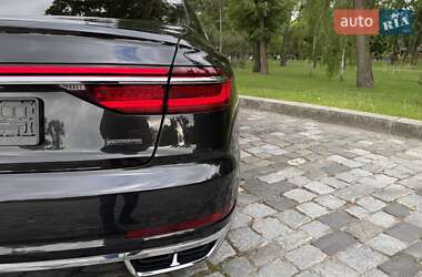 Седан Audi A8 2021 в 