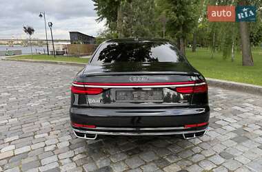 Седан Audi A8 2021 в 