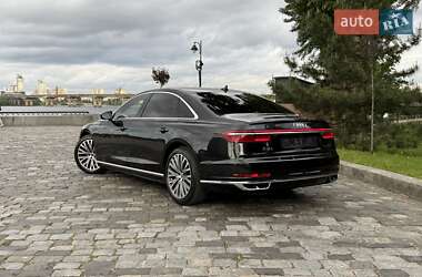Седан Audi A8 2021 в 
