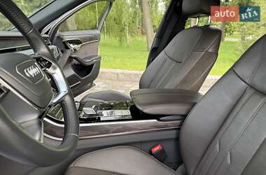 Седан Audi A8 2021 в 