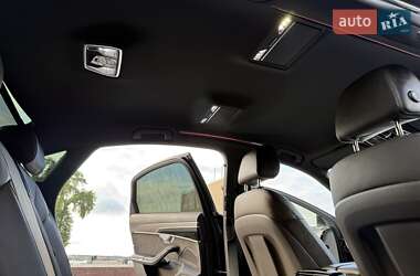 Седан Audi A8 2021 в 