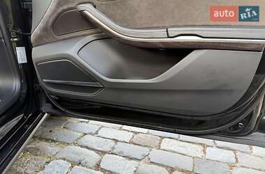 Седан Audi A8 2021 в 