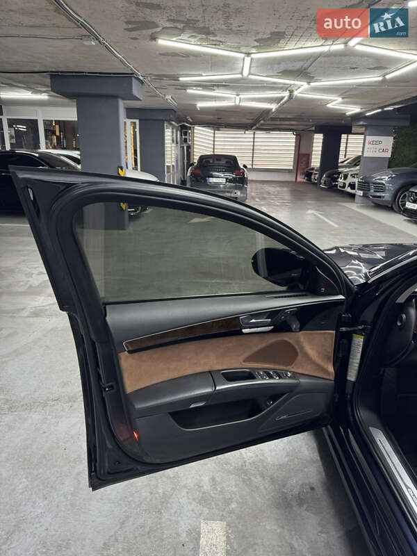 Седан Audi A8 2016 в Одессе