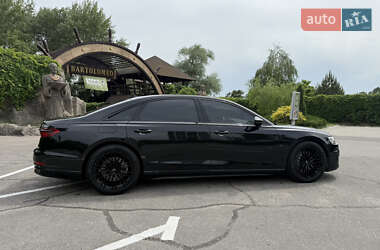 Седан Audi A8 2019 в 