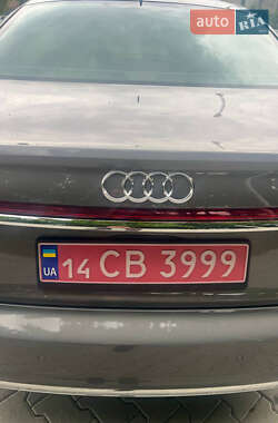 Седан Audi A8 2019 в 