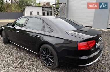 Седан Audi A8 2012 в 