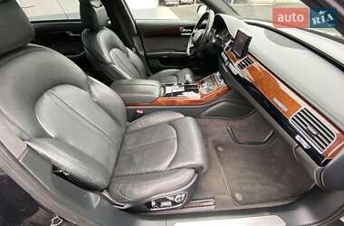 Седан Audi A8 2012 в 