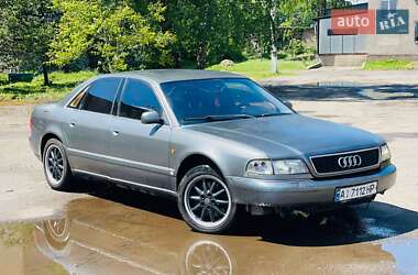 Седан Audi A8 1998 в 