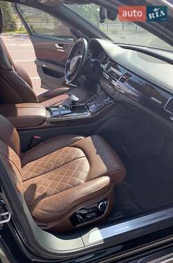 Седан Audi A8 2013 в 