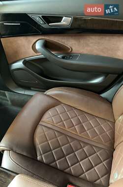 Седан Audi A8 2013 в 