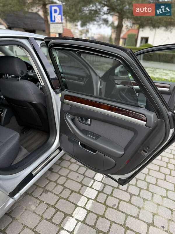Седан Audi A8 2009 в Івано-Франківську