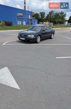 Седан Audi A8 1999 в 