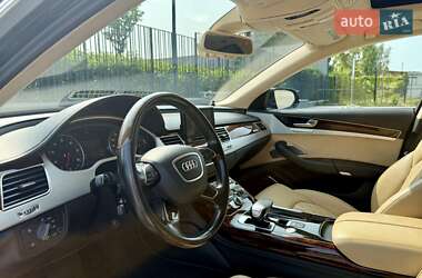 Седан Audi A8 2013 в 