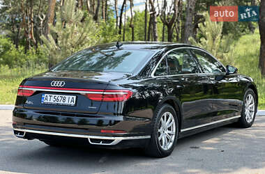 Седан Audi A8 2021 в 