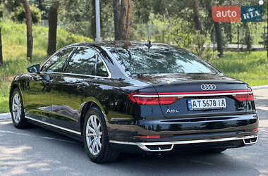 Седан Audi A8 2021 в 