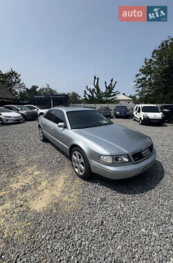 Седан Audi A8 1997 в Дергачах